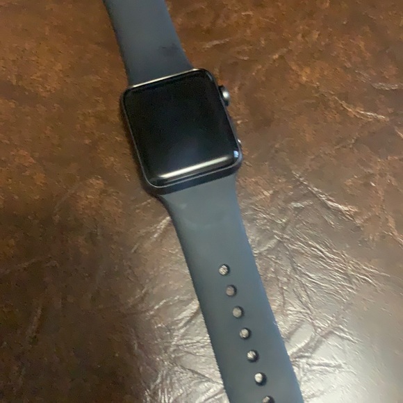I’m selling a Apple Watch series 3